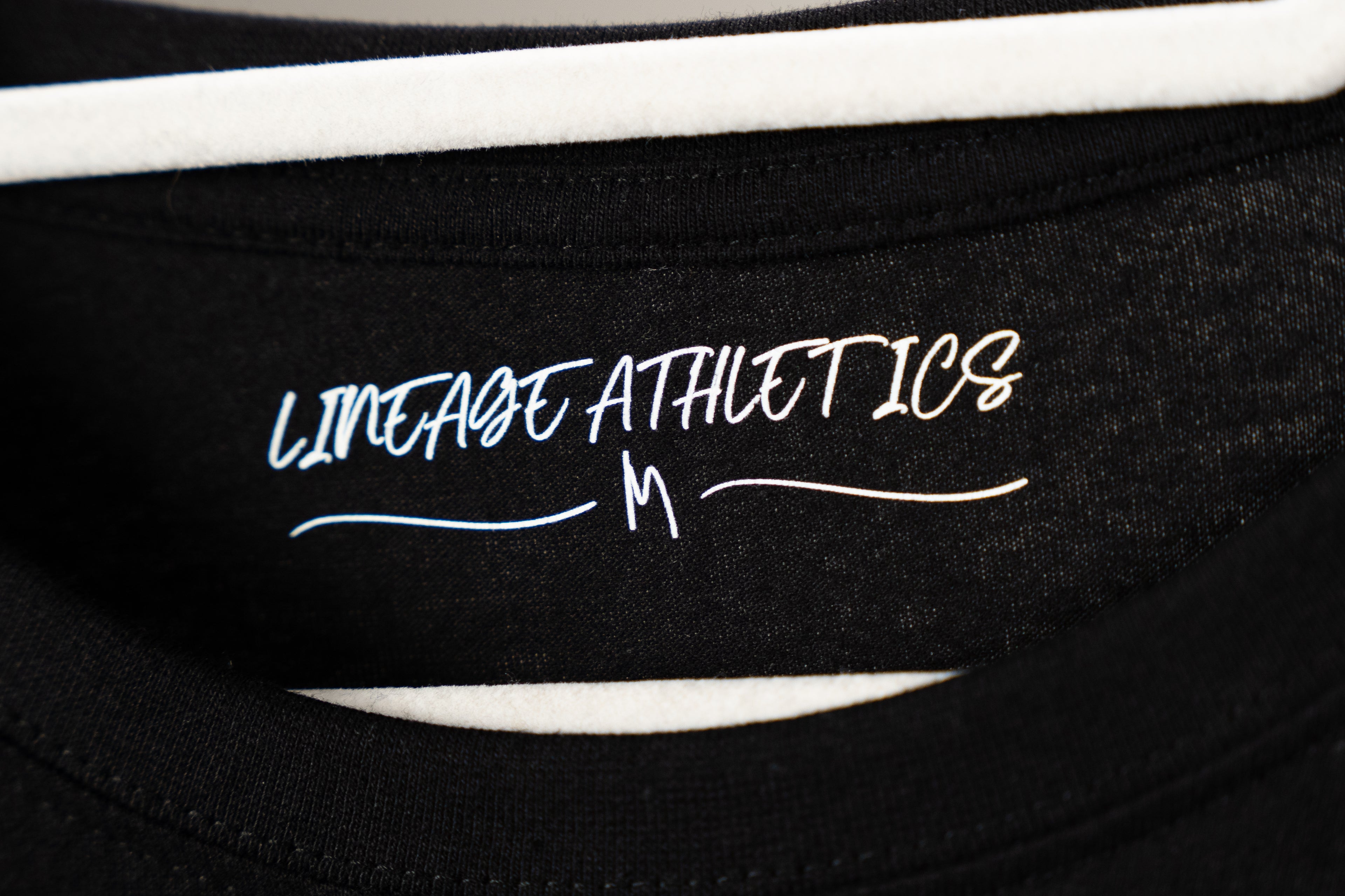 T-Shirt Regular Fit - Edição Limitada